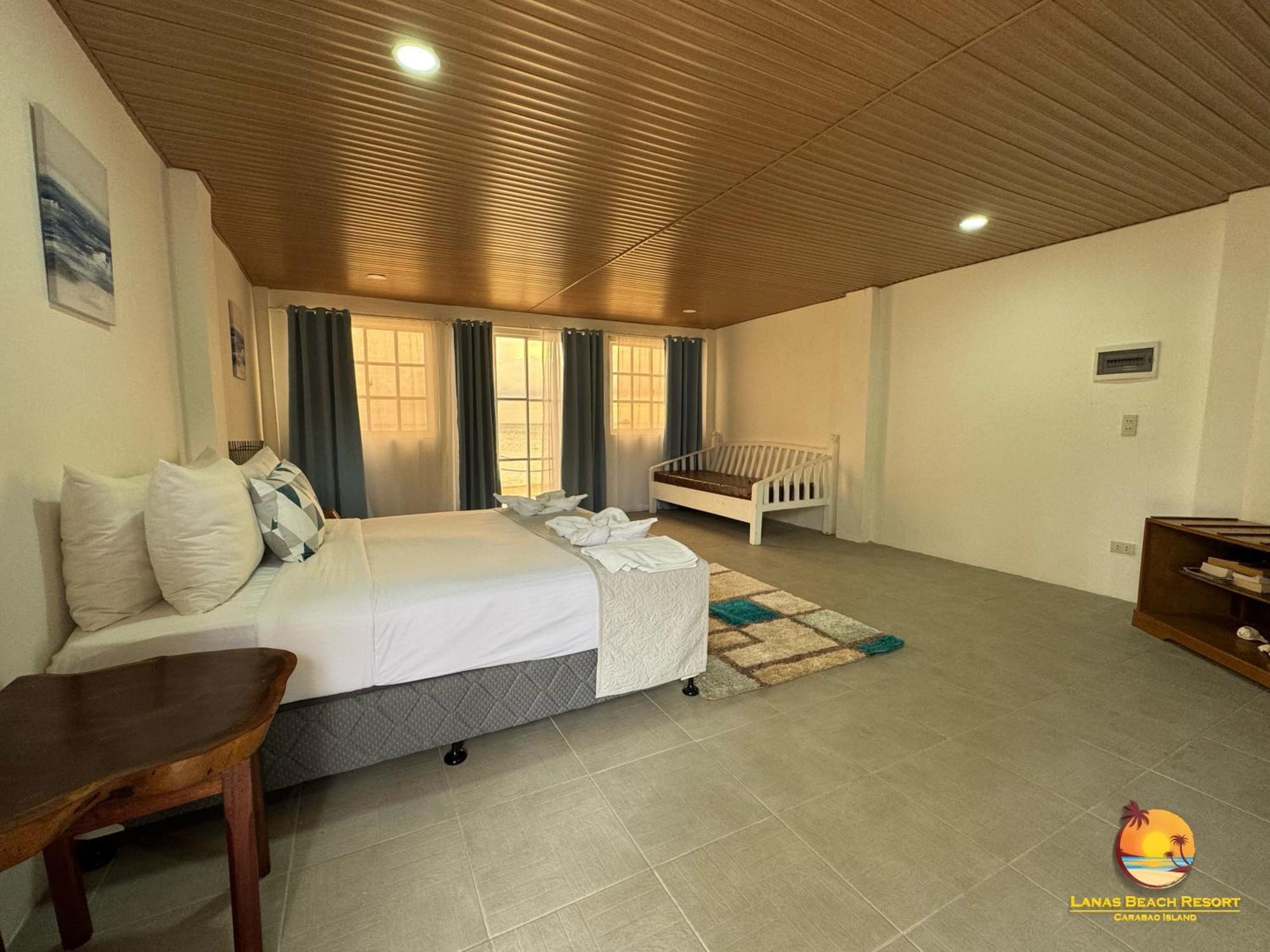 Lanas Beach Resort Carabao Island San Jose  Exterior photo
