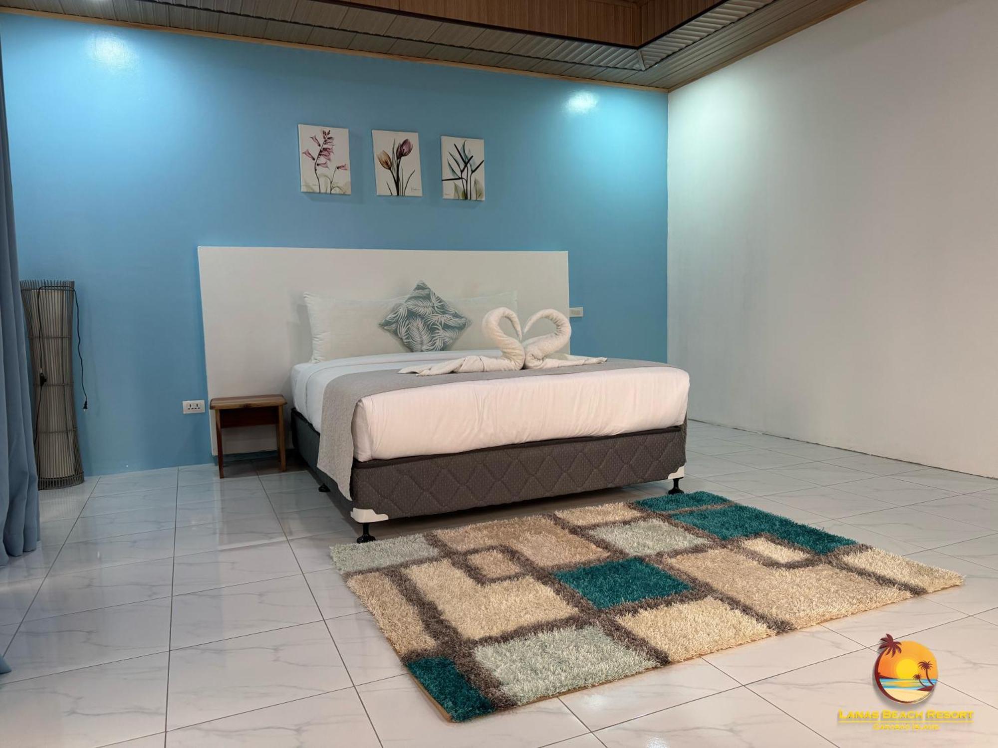 Lanas Beach Resort Carabao Island San Jose  Exterior photo